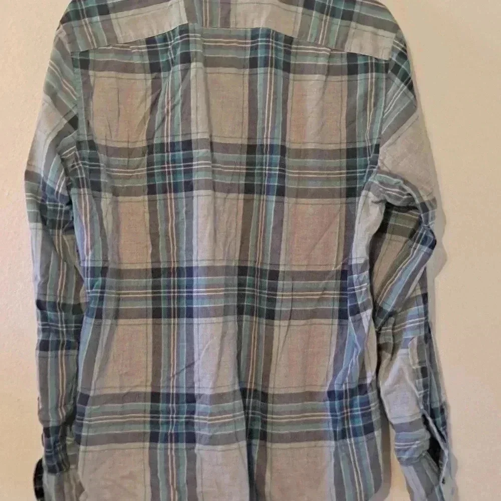 J Crew 100% Cotton Button Down EUC Size Medium
